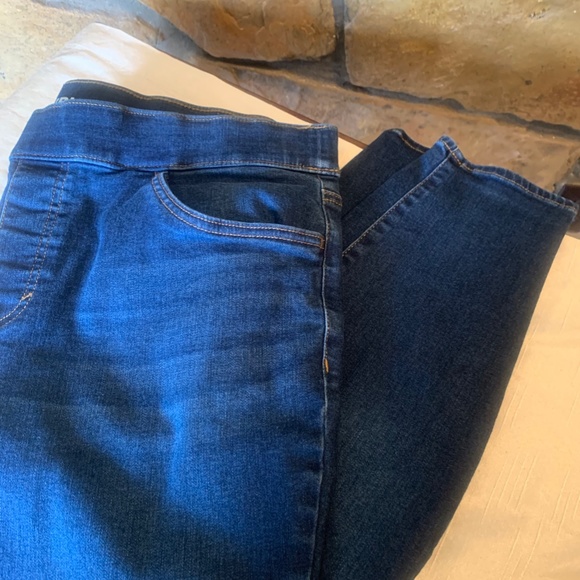 EVRI Kohls Denim - EUC EVRI Jeggings Size 16WS